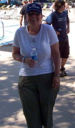 Ruth Gold Photo 27