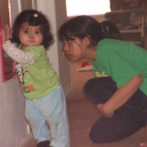 Carol Villanueva Photo 28