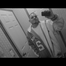 Duane Clark Photo 41