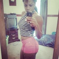 Angela Gomez Photo 17