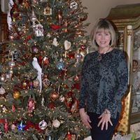Charlene Lowe Photo 9