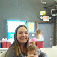 Elizabeth Wylie Photo 21