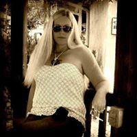 Lisa Dickerson Photo 25