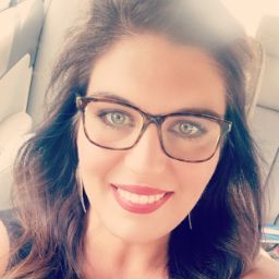 Amy Thomas Photo 19