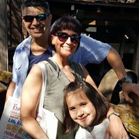 Tara Gonzalez Photo 22