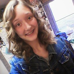Ava Simmons Photo 14