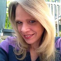Monique Hebert Photo 29