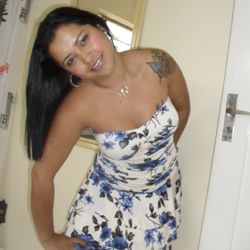 Cynthia Dias Photo 7