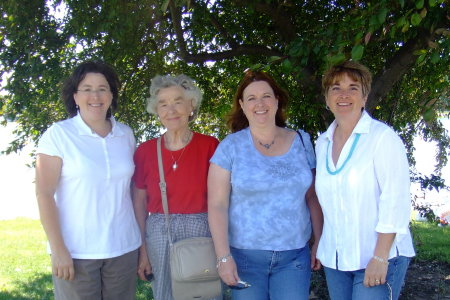 Diana Thompson Photo 21