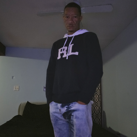 Michael Luckett Photo 37