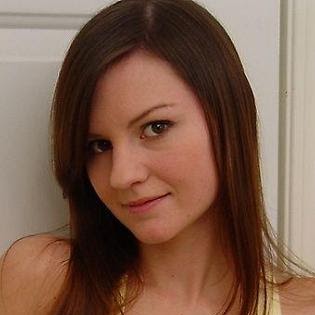 Carolina Mitchell Photo 10