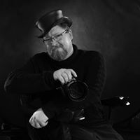 Mark Lyon Photo 17