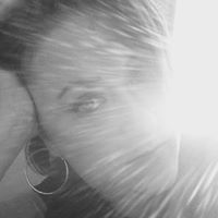 Sarah Mcclintock Photo 14