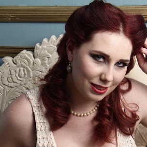 Katherine Oliver Photo 44