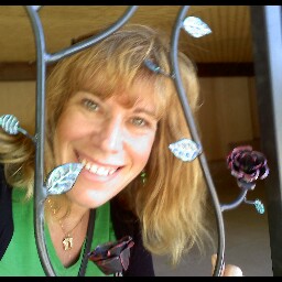 Robin Levinson Photo 7