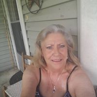 Debbie Suggs Photo 15