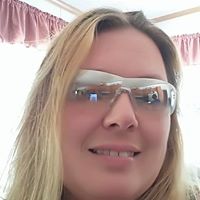 Laura Chandler Photo 30