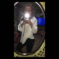 Elizabeth Zinn Photo 18