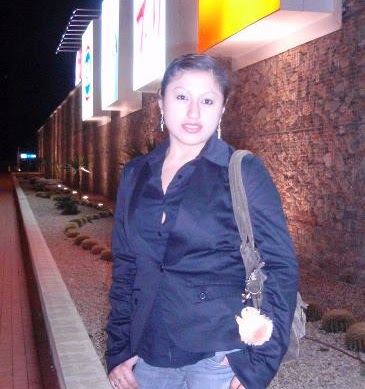 Gloria Lopez Photo 46