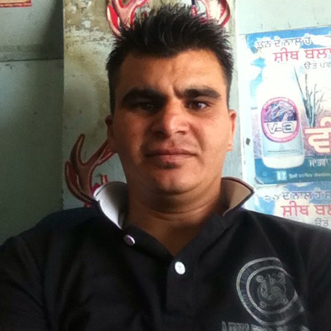 Dee Singh Photo 25