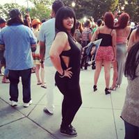 Lynda Martinez Photo 31