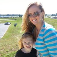 Julie Kuhn Photo 9