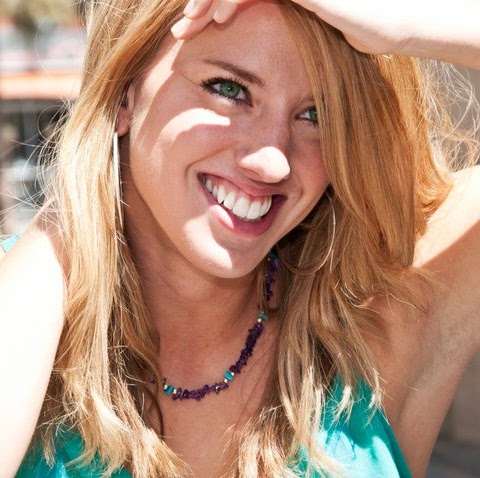 Amelia Ball Photo 28