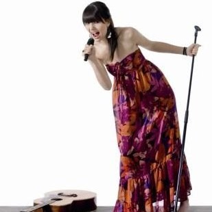 Eva Adams Photo 11