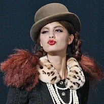 Xin Luo Photo 7