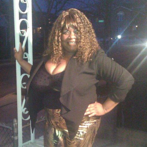 Kim Glover Photo 33