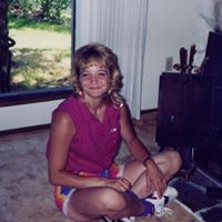 Lorraine Bell Photo 23