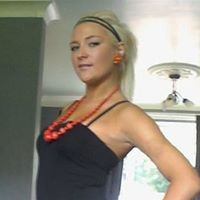 Rachel Presley Photo 3