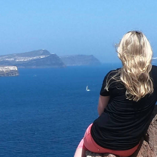 Kimberly Barrett Photo 17