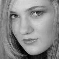 Jennifer Spence Photo 20