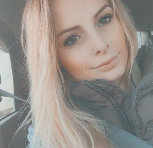 Hannah Short Photo 6