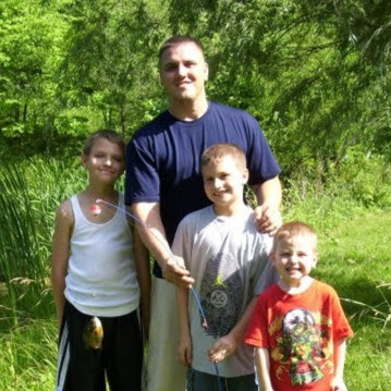 Pat Robinson Photo 29
