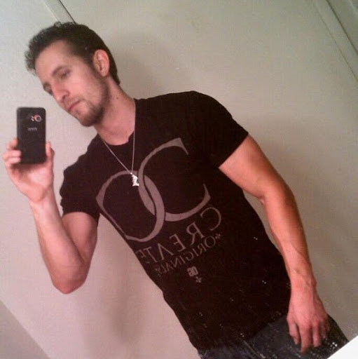 Steven Gavin Photo 9