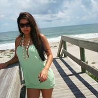 Victoria Knowles Photo 26