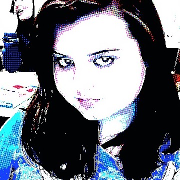 Victoria Crowe Photo 9