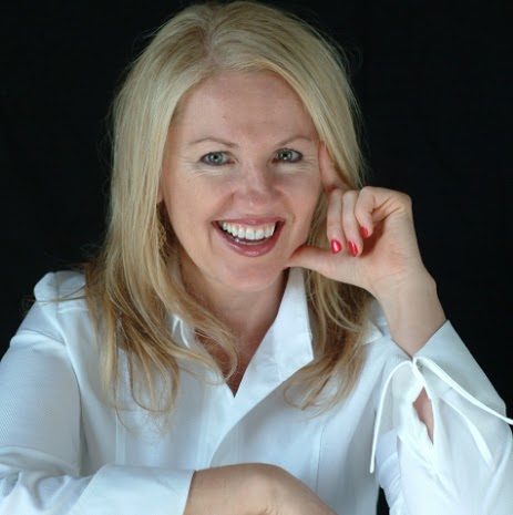 Martha Conway Photo 30