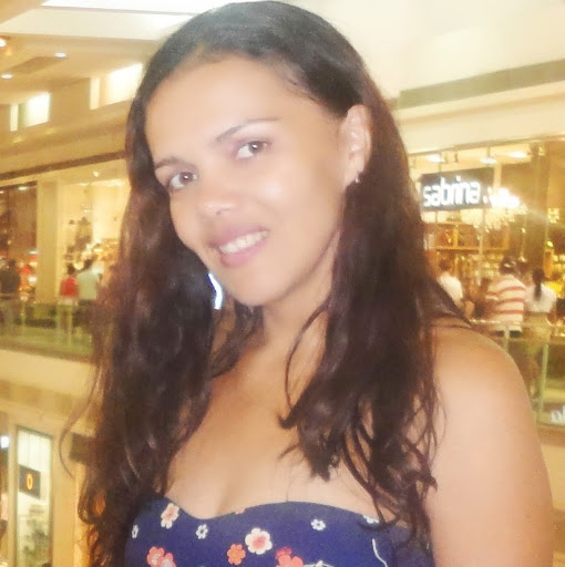 Anita Santos Photo 15