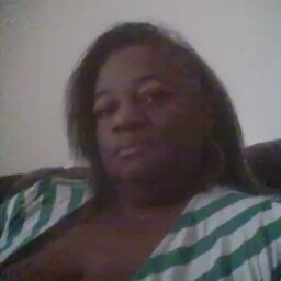 Roberta Moore Photo 11