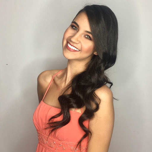 Sara Arias Photo 13