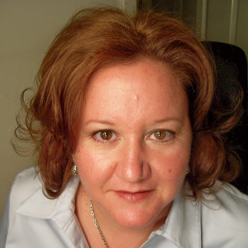 Suzanne Gomez Photo 34