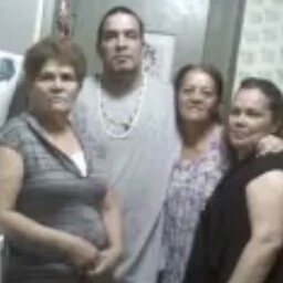 Luz Santos Photo 9