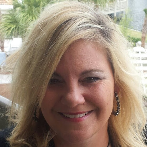 Lynn Ramsey Photo 32
