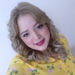 Jennifer Oviedo Photo 32