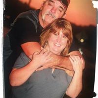 Lori Marshall Photo 37
