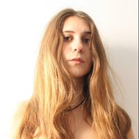 Claire Kleinman Photo 4