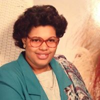 Yolanda Clark Photo 24